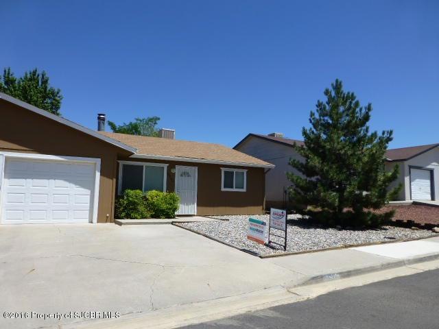 5506 Sagebrush St, Farmington, NM 87402 - photo 1