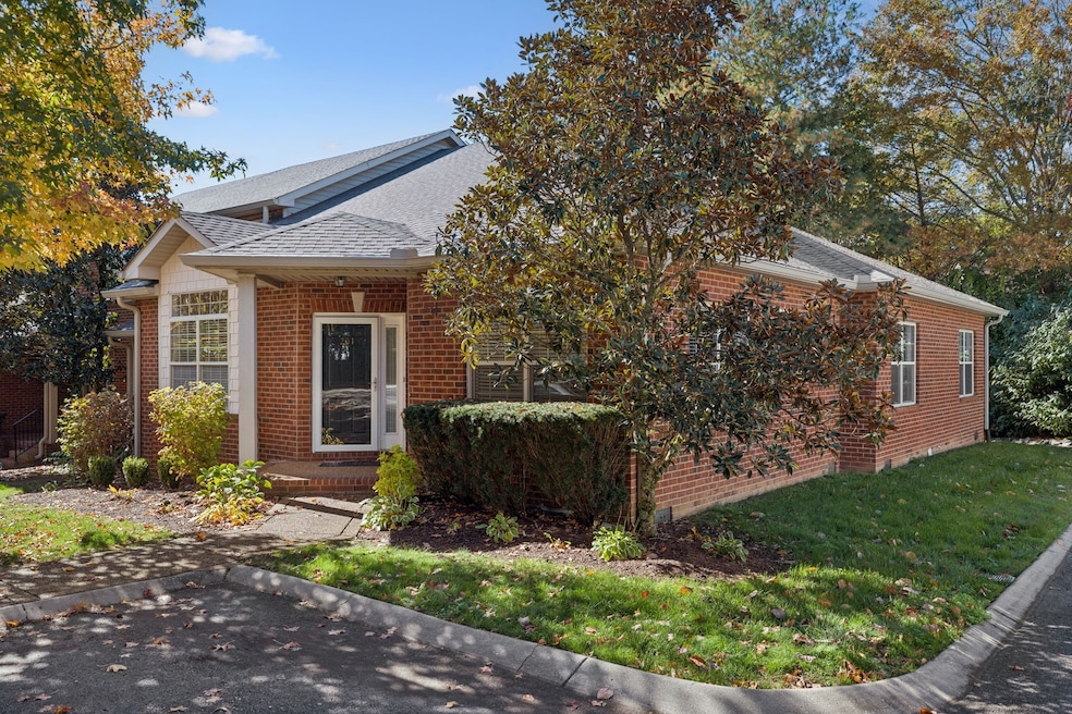 201 Cashmere Dr unit 5, Thompsons Station, TN 37179 - photo 1