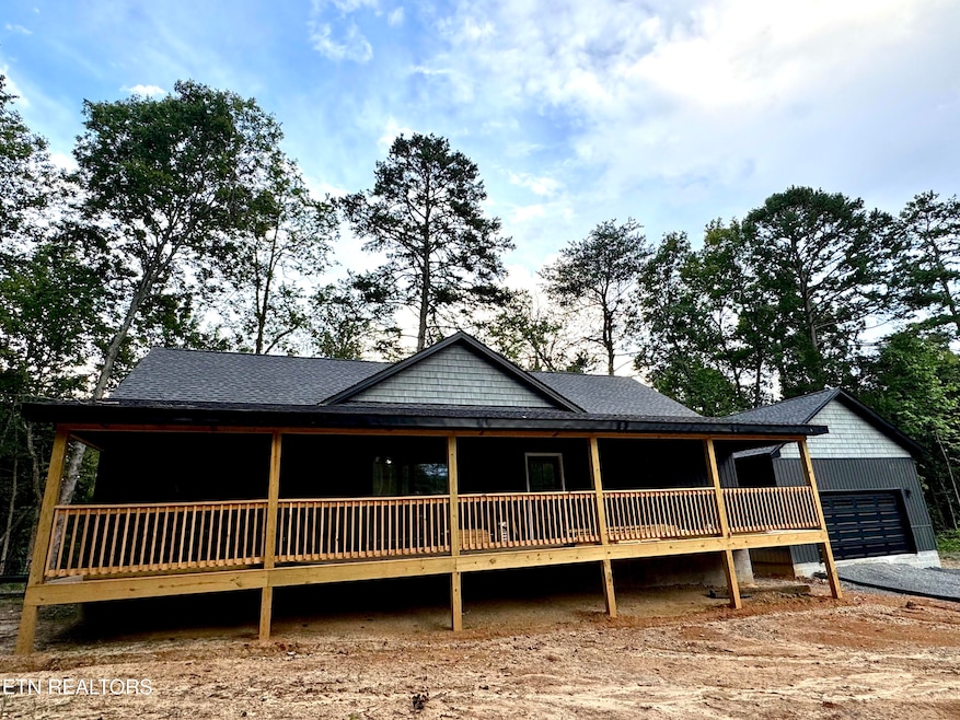Pending $417,500 • Co-Listing Agent