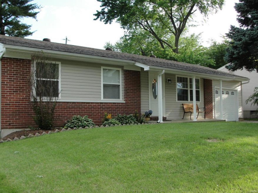 Renovated ranch in popular St. Charles Hills Subdi
