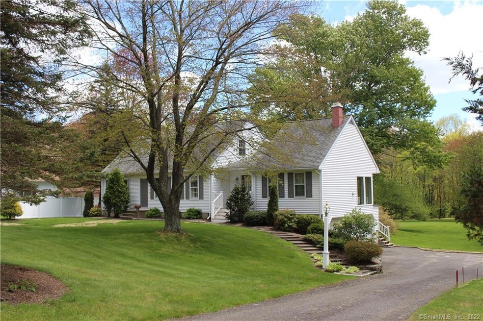 19 Buttercup Ln, New Hartford, CT 06057 - photo 1