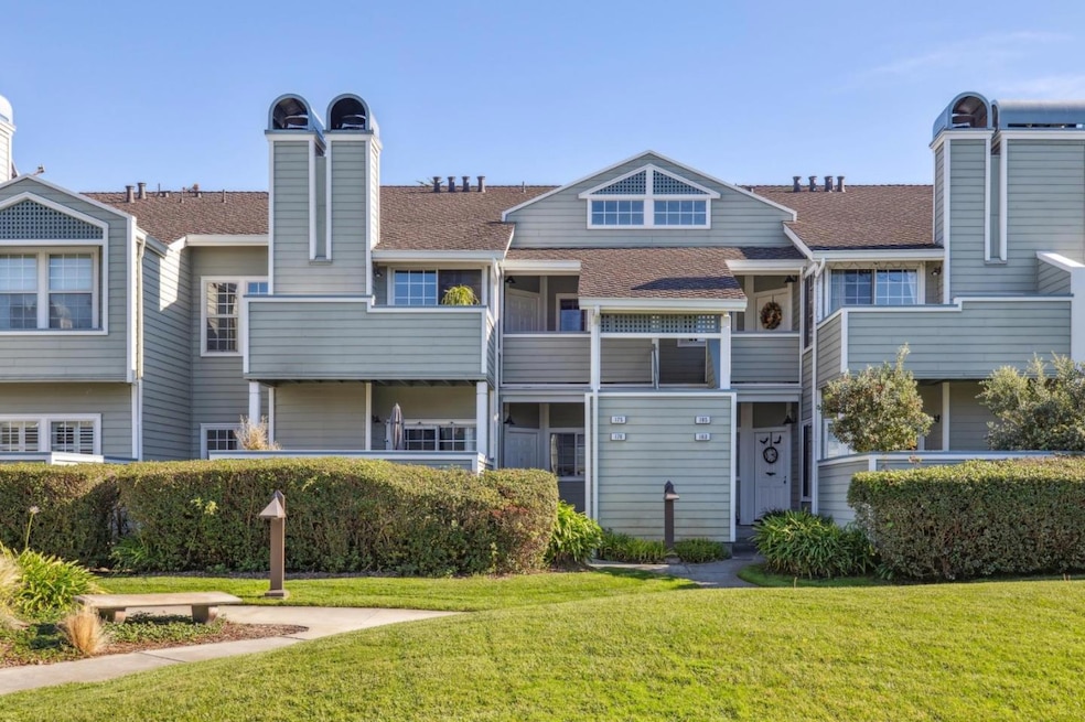175 Troon Way unit 15, Half Moon Bay, CA 94019 - photo 1