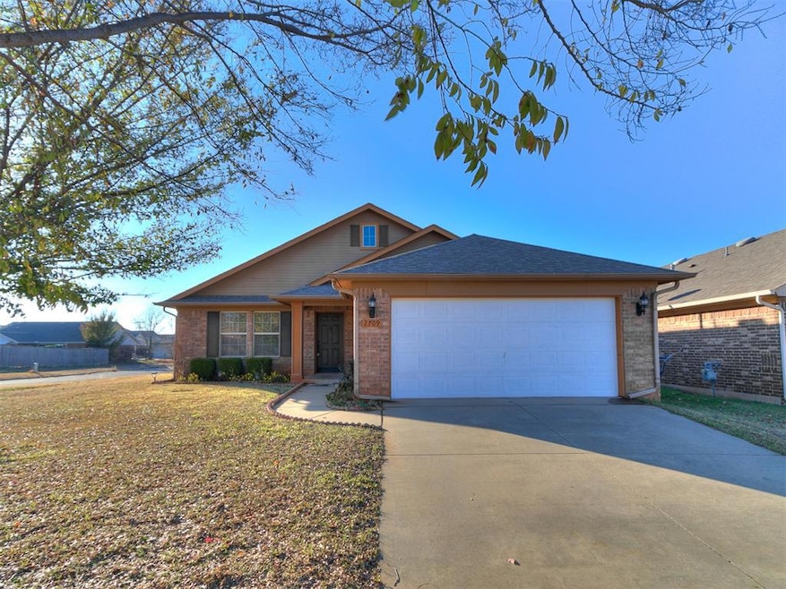 2709 Fawn Lily Rd, Oklahoma City, OK 73128 - photo 1