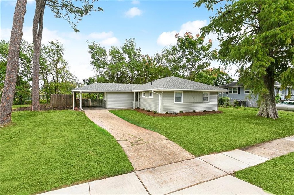 4801 Piety Dr, New Orleans, LA 70126 - photo 1