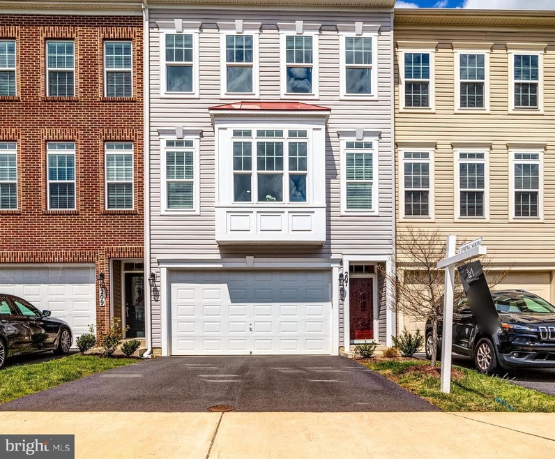 207 Apsley Terrace, Purcellville, VA 20132 - photo 1