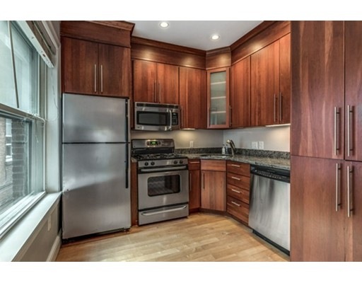 52 Cooper St unit 3, Boston, MA 02113 - photo 1