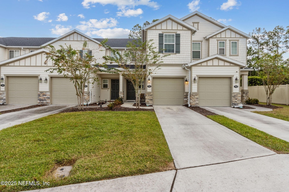 Under Contract $230,000 • Co-Listing Agent