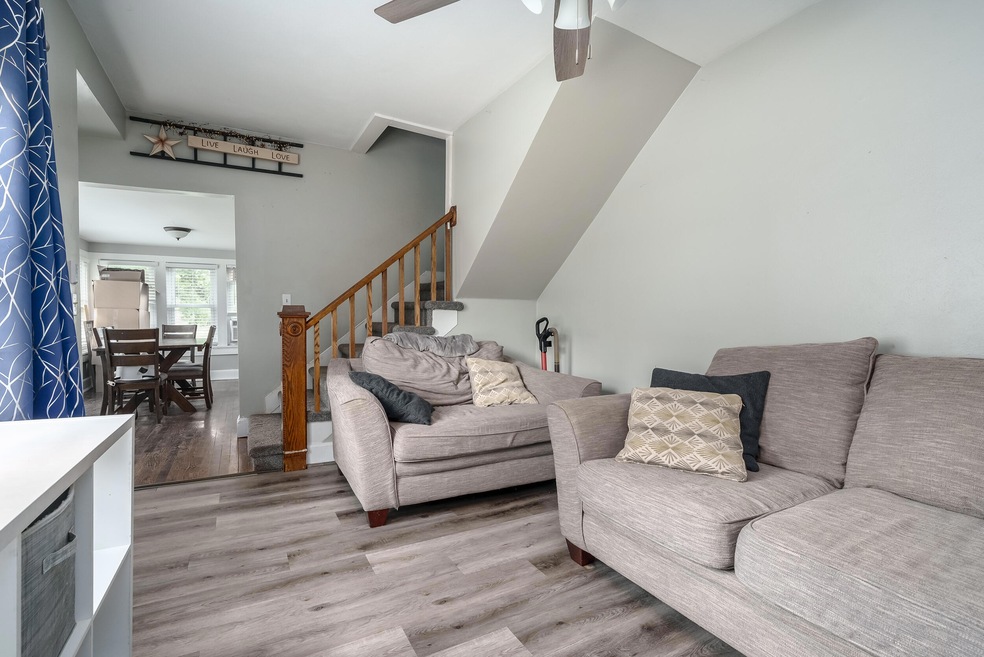 324 S Hamilton St, Marshall, MI 49068 - photo 1