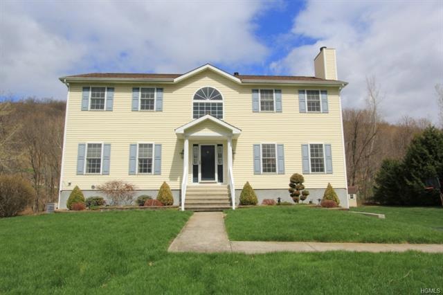 1 Amato Dr E, Cortlandt Manor, NY 10567 - photo 1