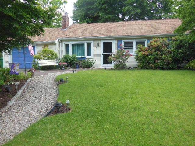 154 Richmond Dr, Warwick, RI 02888 - photo 1