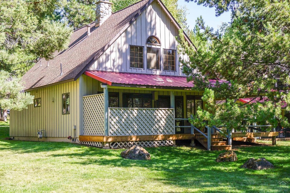 57534 Circle St, Sunriver, OR 97707 - photo 1