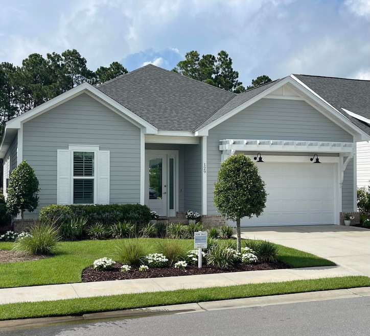 For Sale $825,000 • Co-Listing Agent