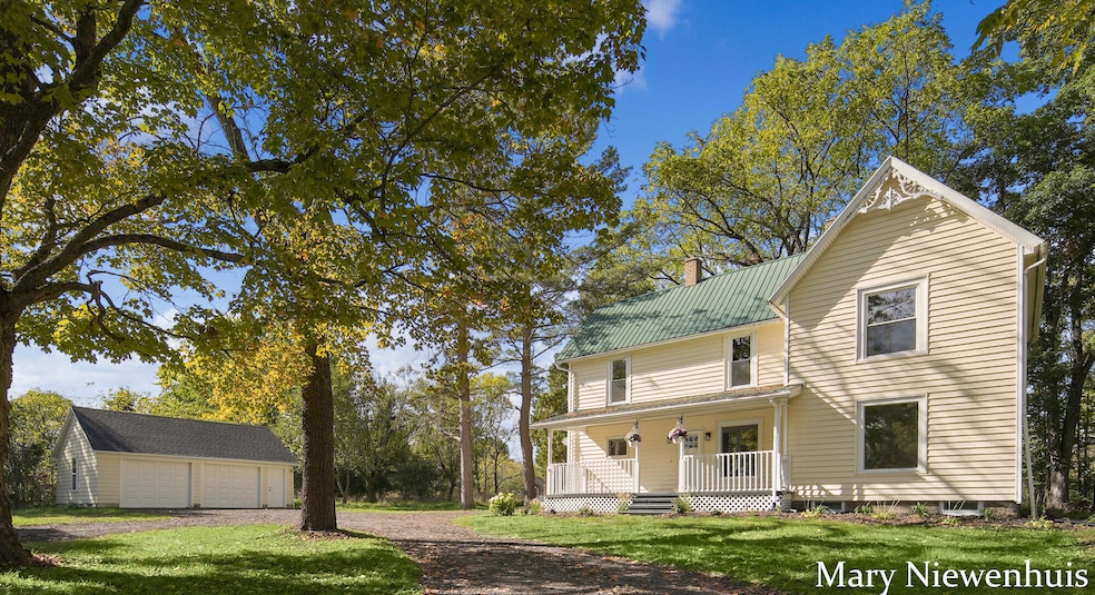 10652 Nugent Ave NE unit 8, Rockford, MI 49341 - photo 1