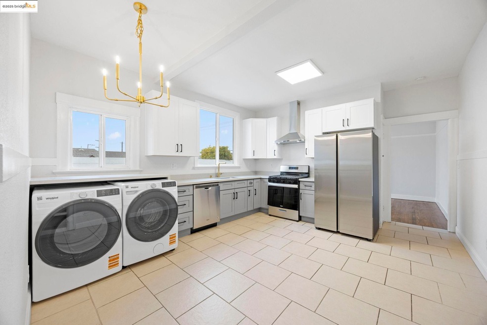 685 37th St unit 687, Oakland, CA 94609 - photo 1