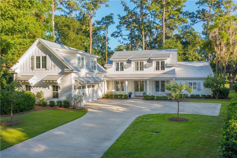 For Sale $1,385,000 • Co-Listing Agent