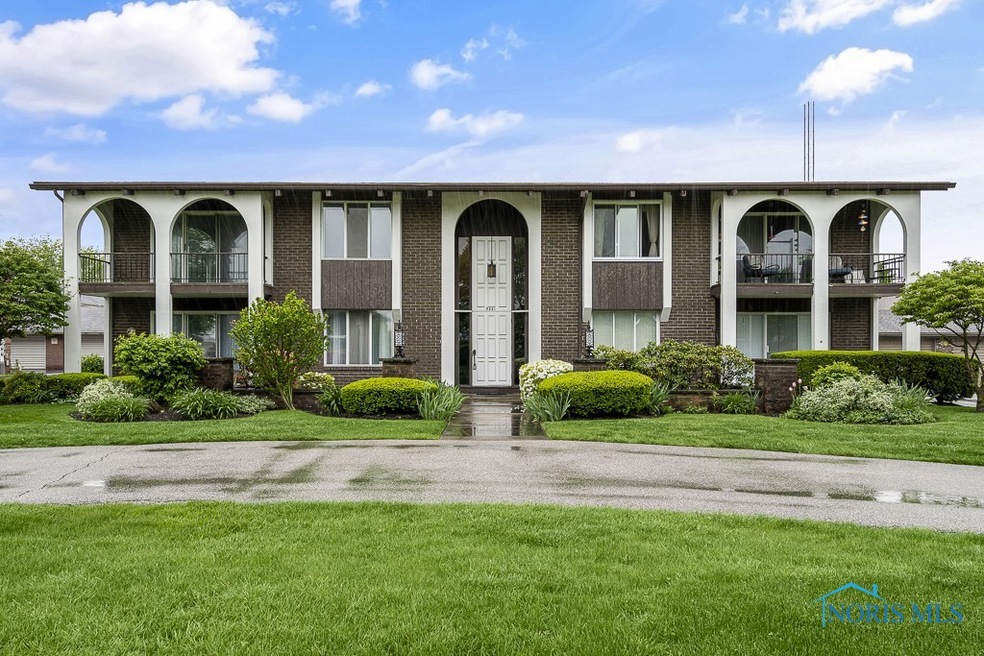 5441 Cresthaven Lane, Unit C4