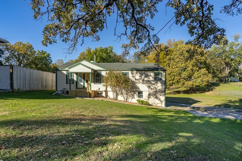 Pending $274,900 • Co-Listing Agent