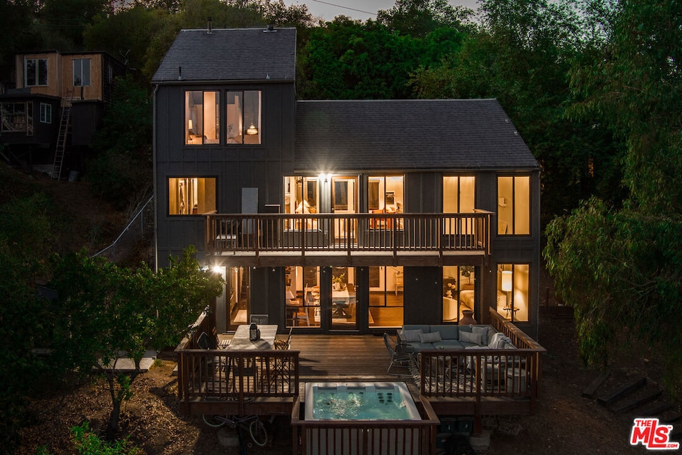 Sold $1,535,000 • Co-Listing Agent