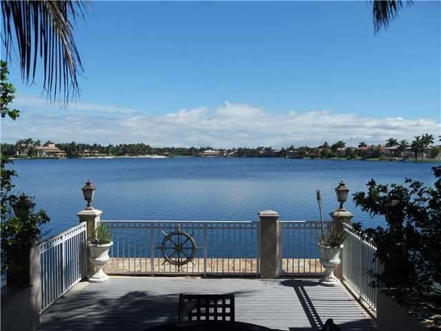 11200 NW 71st St, Doral, FL 33178 - photo 1