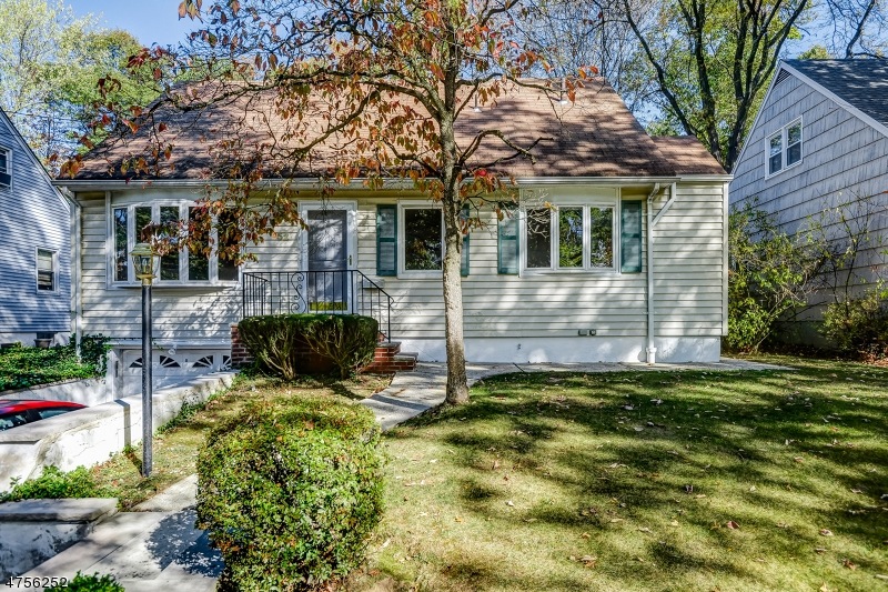 52 W Cedar St, Livingston, NJ 07039 - photo 1