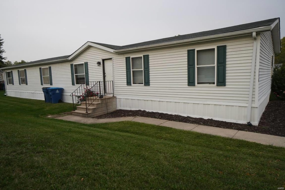 150 Hunters Hollow, Collinsville, IL 62234 MLS 23060383