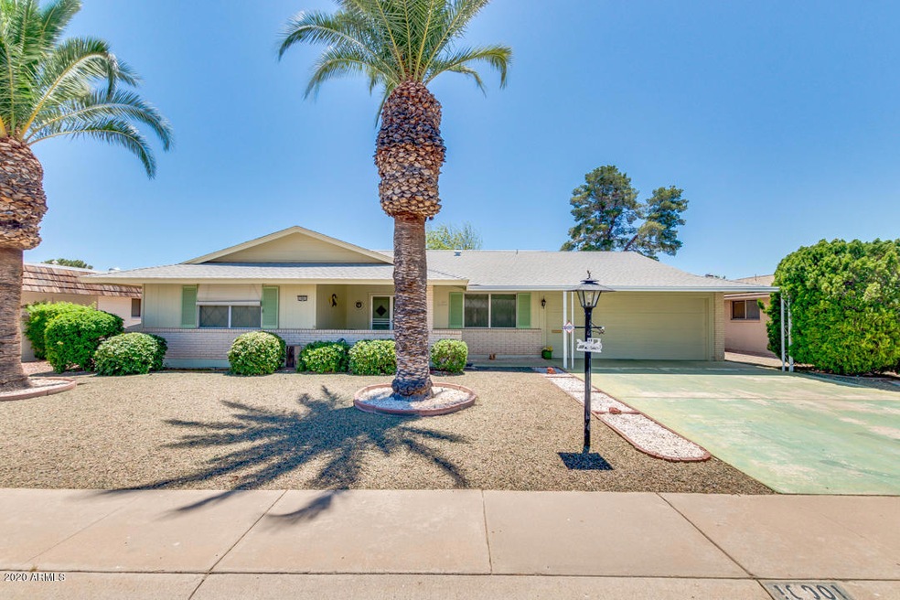 10001 W Kelso Dr, Sun City, AZ 85351 - photo 1