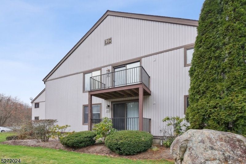 16301 Dell Place, Stanhope, NJ 07874 - photo 1