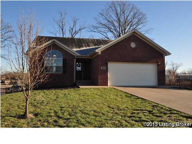 124 Halcomb Ct, Mount Washington, KY 40047 - photo 1