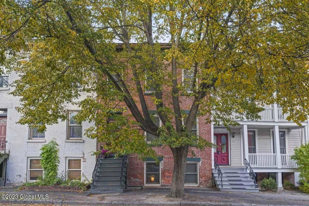 49 Myrtle Ave, Albany, NY 12202 - photo 1