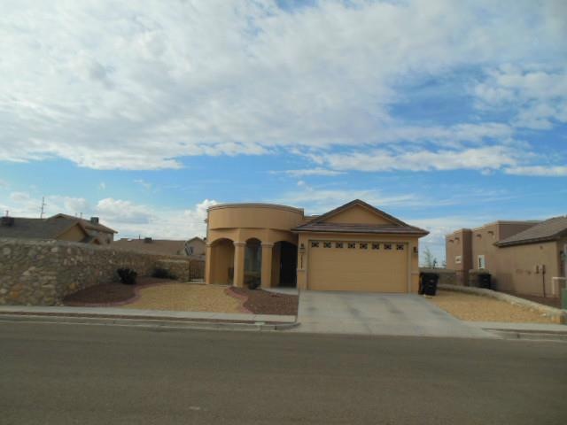 14217 Desert Sky Dr, Horizon City, TX 79928 - photo 1