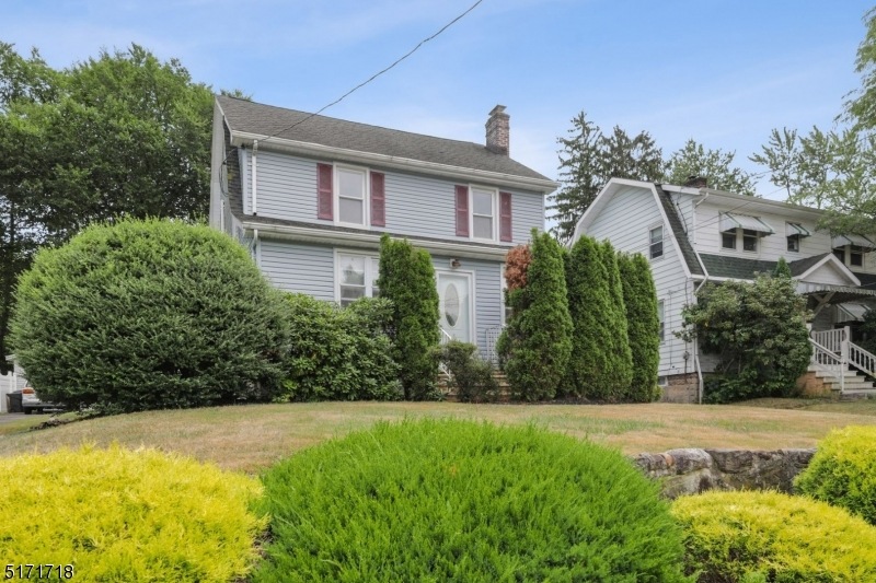 386 Saint Cloud Ave, West Orange, NJ 07052 - photo 1