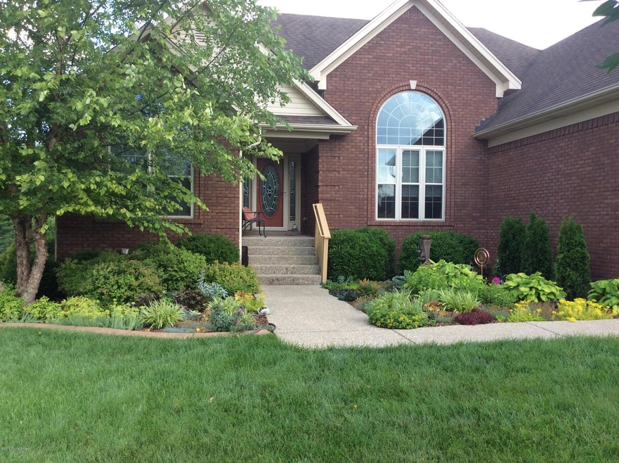 424 Persimmon Dr, Mount Washington, KY 40047 - photo 1