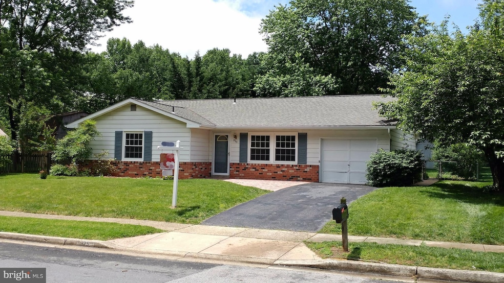 925 Fall Ridge Way, Gambrills, MD 21054 - photo 1