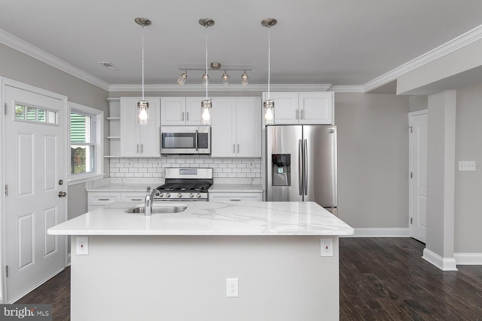 1439 Stonewood Rd, Baltimore, MD 21239 - photo 1