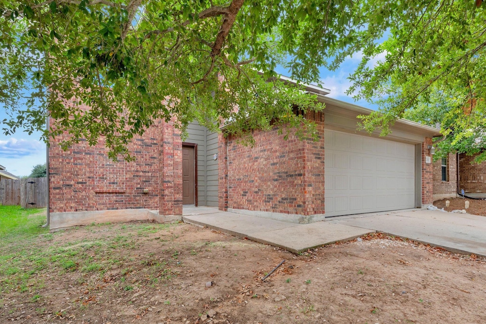 12213 Prairie Glen Ct, Del Valle, TX 78617 - photo 1