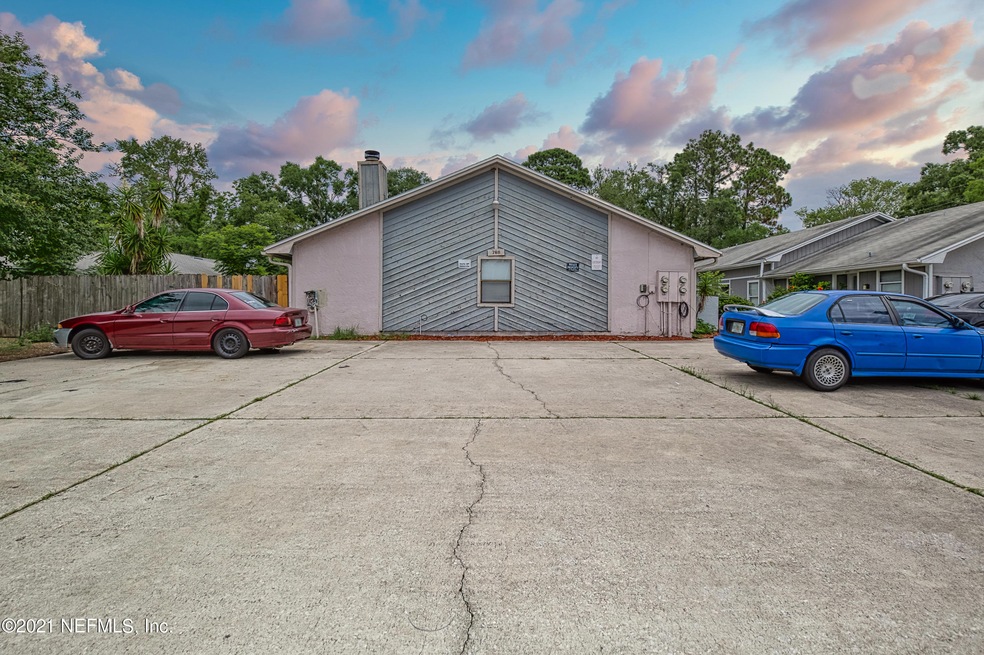 7611 Indian Lakes Dr, Jacksonville, FL 32210 - photo 1