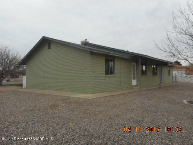 200 Westland Park Dr, Farmington, NM 87401 - photo 1