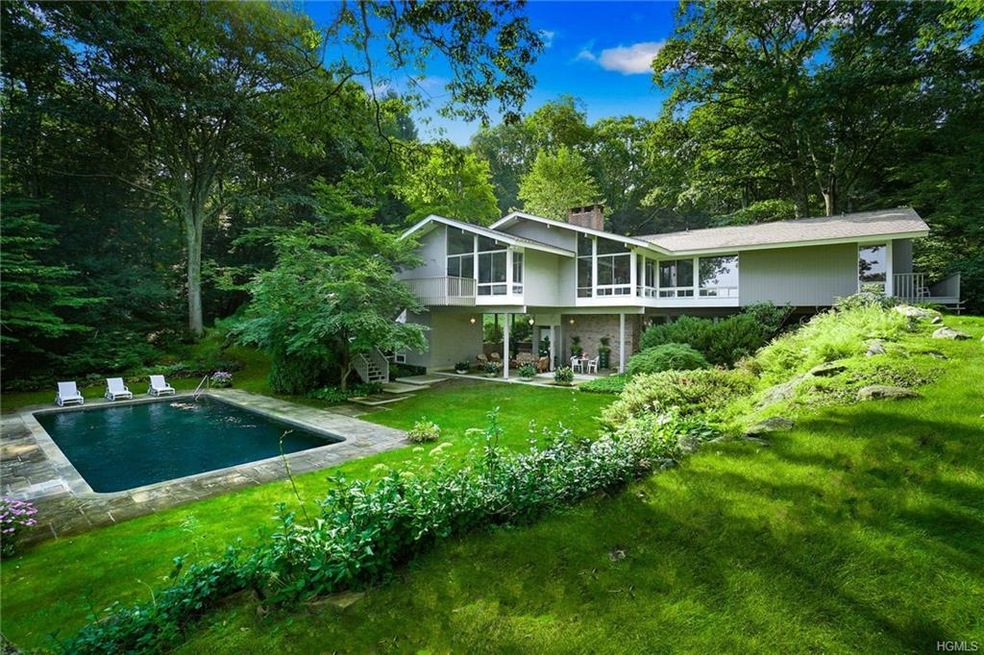 15 Old Mill River Rd, Pound Ridge, NY 10576 - photo 1