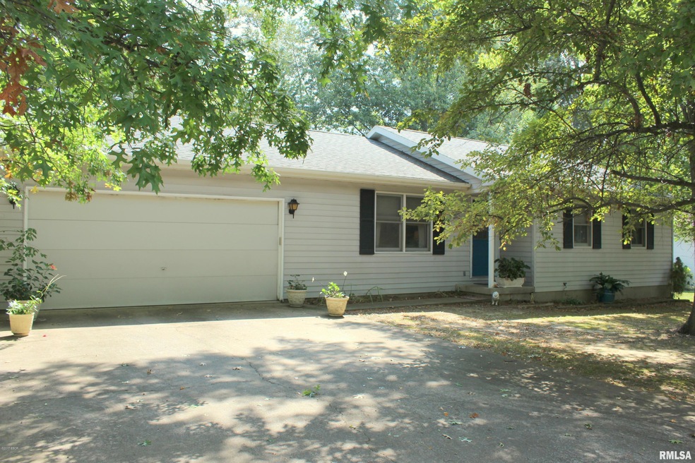 18 Acorn Dr, Harrisburg, IL 62946 - photo 1