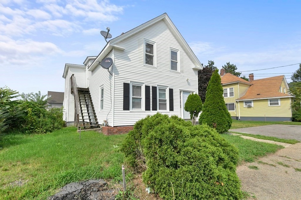 16 Laurel St, Clinton, MA 01510 - photo 1