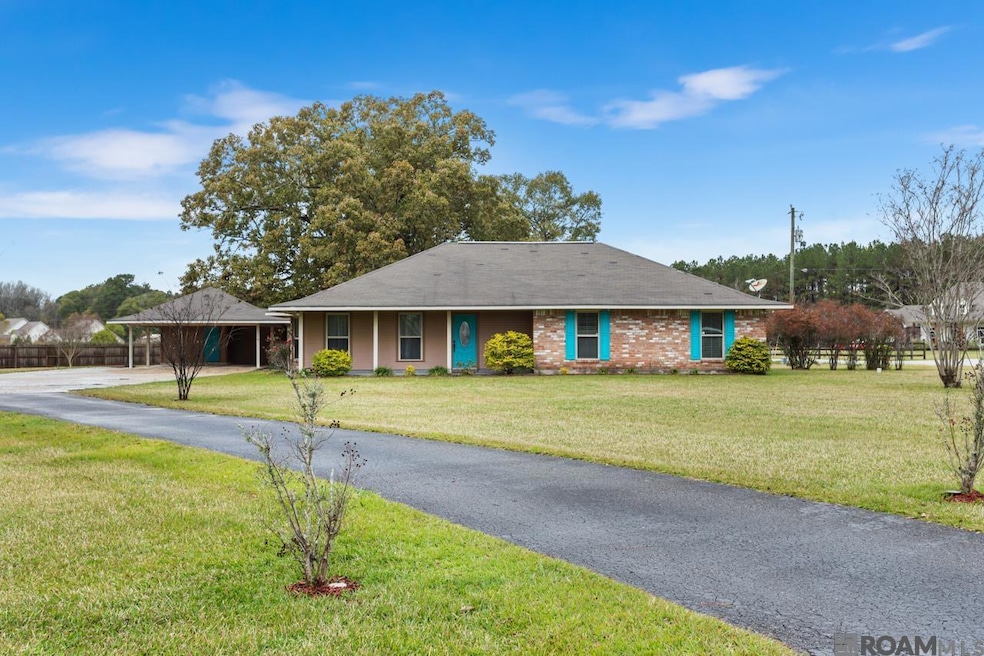 36491 Caraway Rd, Denham Springs, LA 70706 - photo 1