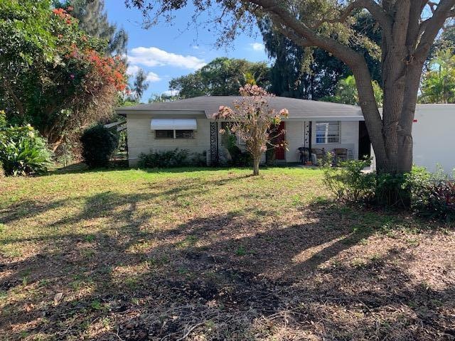 5134 FRONT OF HOUSE