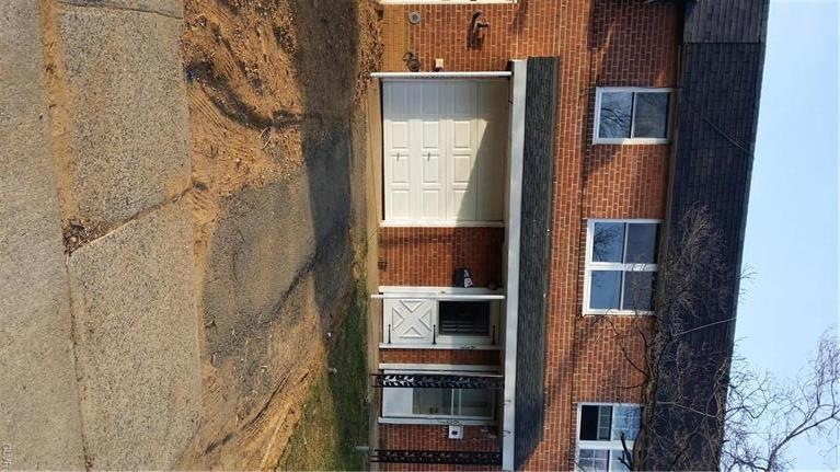 633 Dixon St, Allentown, PA 18103 - photo 1
