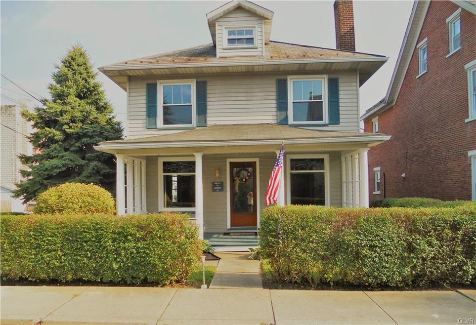 Welcome to 14 George St.