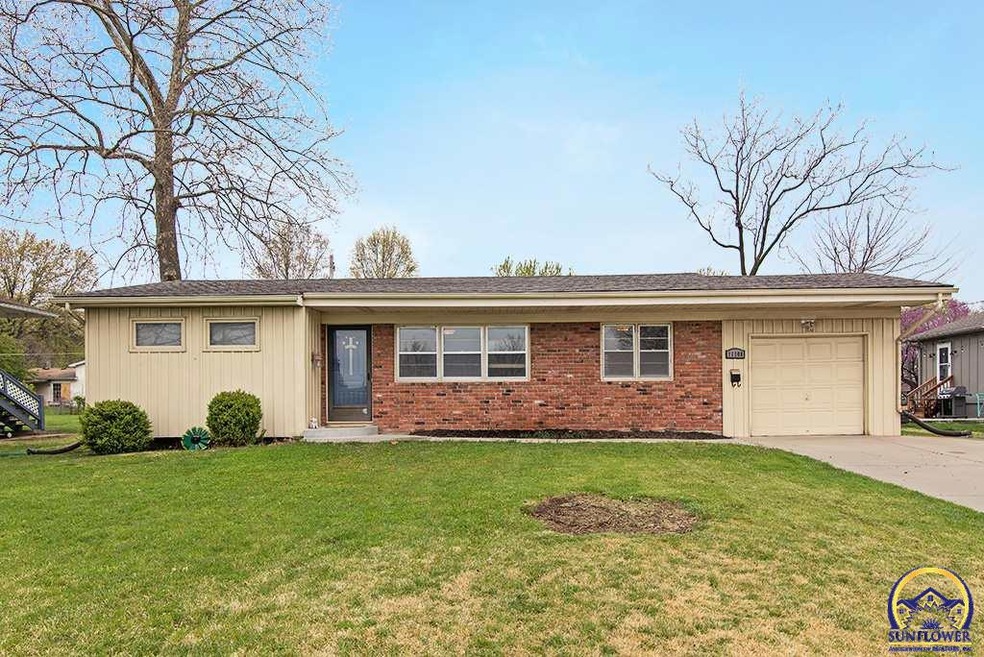 11108 W 70th Terrace, Shawnee, KS 66203 - photo 1