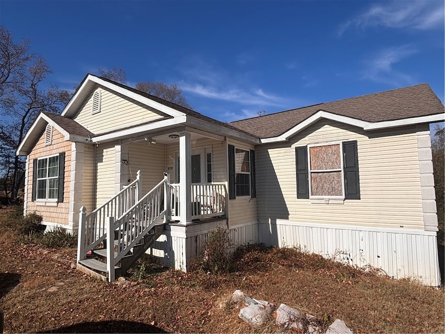 579 Daventon Rd, Honea Path, SC 29654 - photo 1