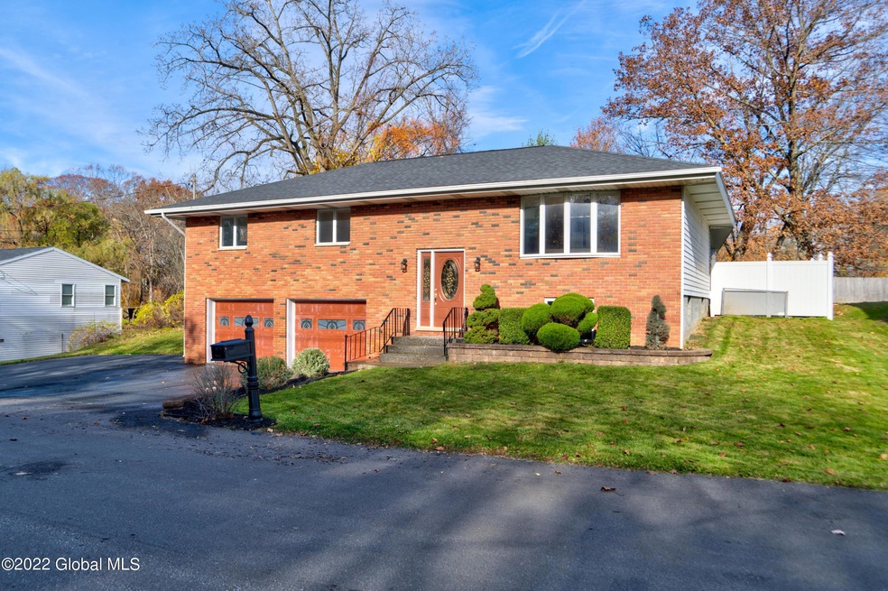 65 Beach Ave, Albany, NY 12203 - photo 1