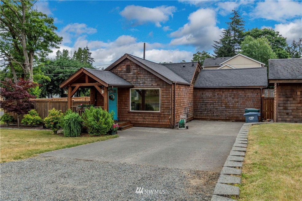 3303 Greenwood Ave W, University Place, WA 98466 - photo 1