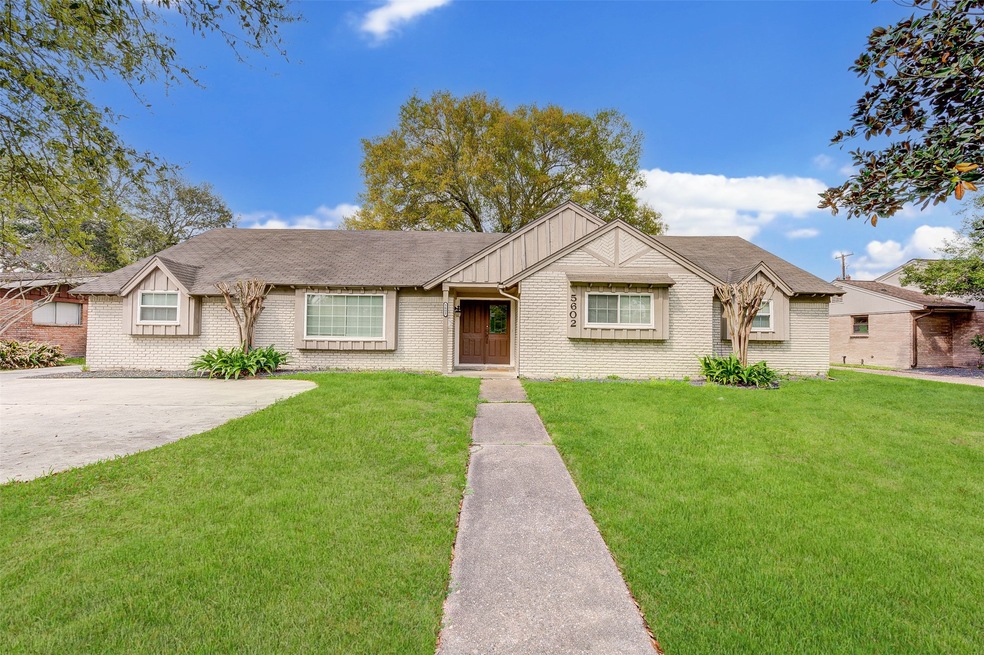 Sold • Co-Listing Agent