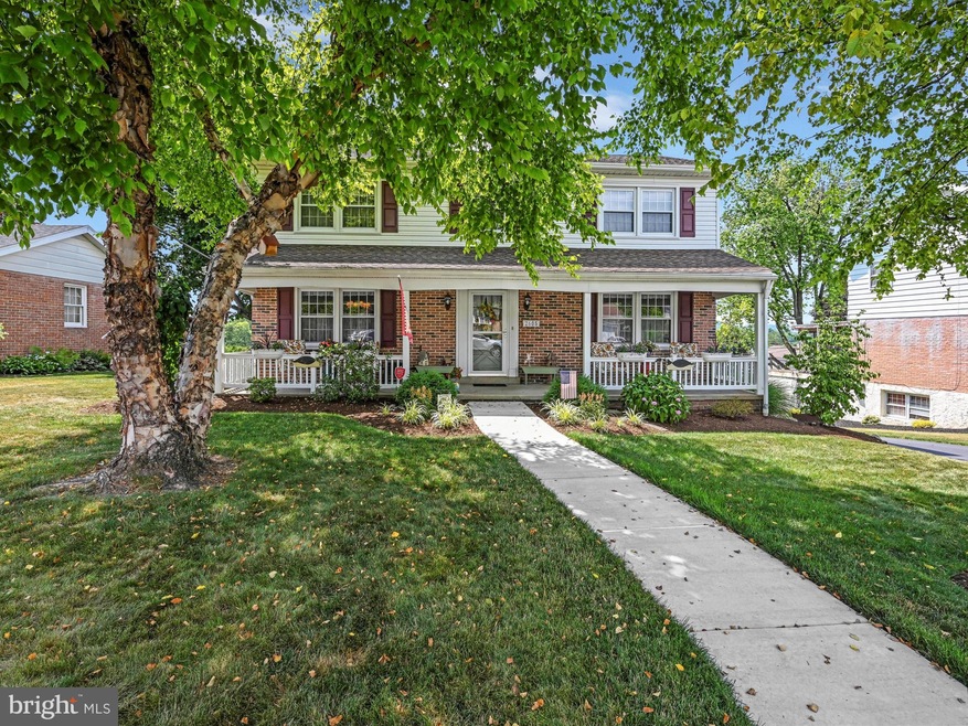 2605 Dalin Dr, Reading, PA 19609 - photo 1